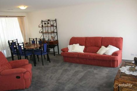 Property photo of 7 Cromwell Close Melton South VIC 3338