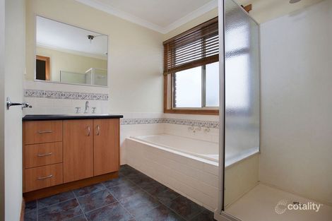 Property photo of 7 Essington Court Warrnambool VIC 3280
