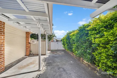 Property photo of 4 Eyre Crescent Forster NSW 2428