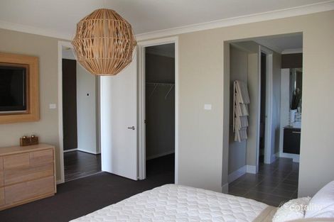 Property photo of 8 Sandstone Avenue Glenmore Park NSW 2745