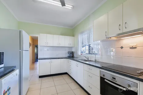 Property photo of 68 Griffith Road Scarborough QLD 4020