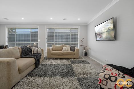 Property photo of 6 Myrtle Close Orange NSW 2800