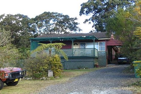 17 Margaret St, Point Clare, NSW 2250