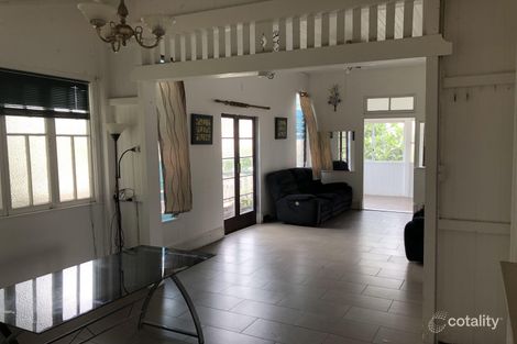 10 Machan St, Machans Beach, QLD 4878