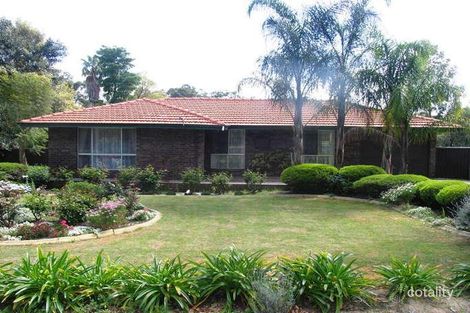 40 Glyde Rd, Lesmurdie, WA 6076