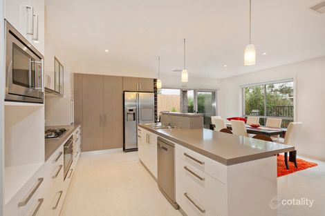 Property photo of 33 Hesba Brinsmead Street Franklin ACT 2913