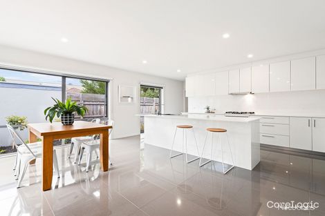 Property photo of 2/44 Junction Road Blackburn North VIC 3130