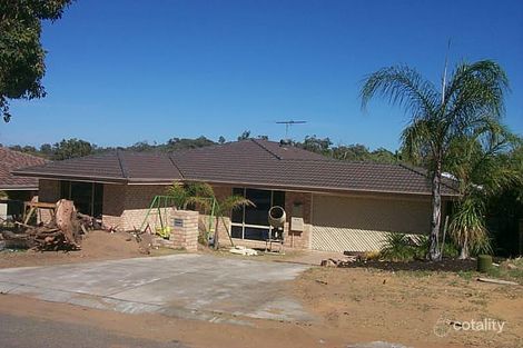 3 Robbins Rtt, Leda, WA 6170
