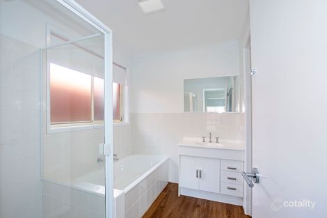 Property photo of 2/52 Bieske Road Grovedale VIC 3216