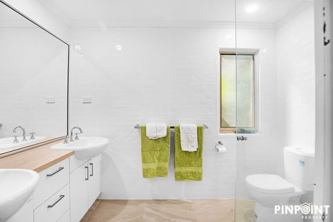 Property photo of 2 Dapplewood Close Andergrove QLD 4740