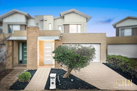 Property photo of 19 Broadbeach Circuit Point Cook VIC 3030