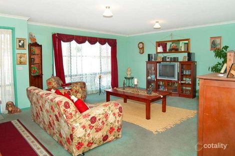 Property photo of 2 Mackellar Drive Roxburgh Park VIC 3064