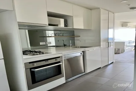 Property photo of 2415/350 William Street Melbourne VIC 3000