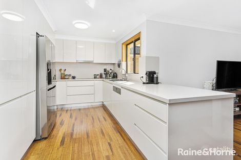 Property photo of 14 Ironbark Crescent Kiama Downs NSW 2533