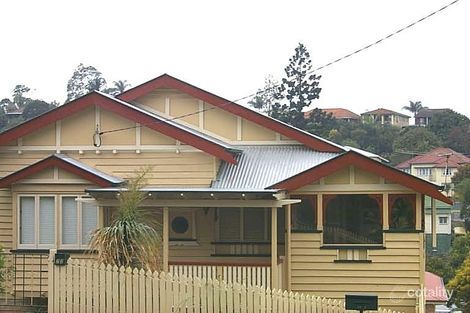 Property photo of 4/23 Plimsoll Street Greenslopes QLD 4120