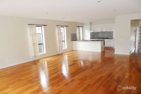 Property photo of 25 Watergum Avenue Craigieburn VIC 3064