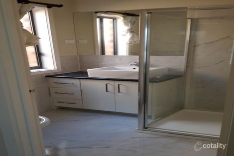 Property photo of 25 Watergum Avenue Craigieburn VIC 3064