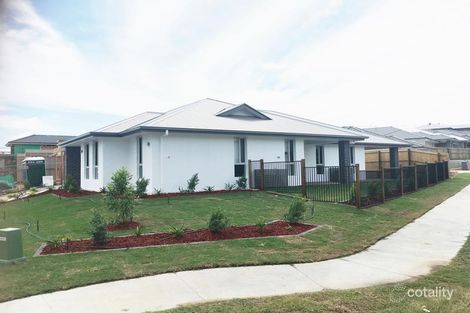 Property photo of 38 Daydream Crescent Springfield Lakes QLD 4300