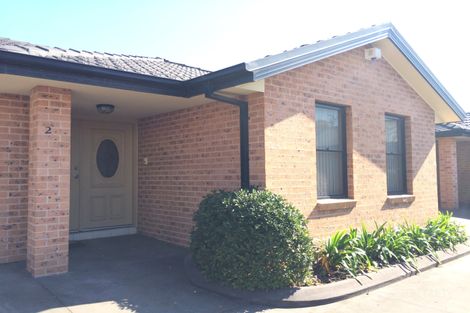 2/214 Brenan St, Smithfield, NSW 2164