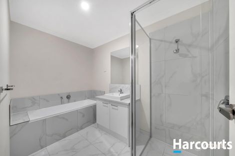Property photo of 49 Valencia Circuit Cranbourne VIC 3977
