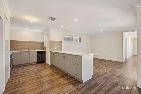 Property photo of 33 Ruffle Approach Piara Waters WA 6112