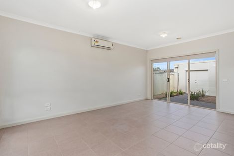 Property photo of 1/15 McLeod Road St Albans VIC 3021