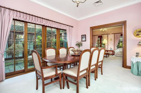 Property photo of 7 Grandoaks Place Castle Hill NSW 2154