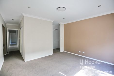 Property photo of 12 Vantage Lane Yarrabilba QLD 4207