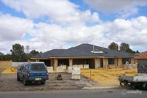107 Southacre Dr, Canning Vale, WA 6155