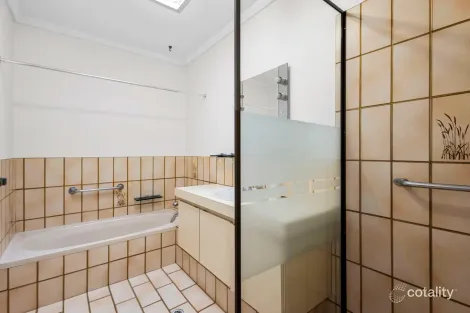 Property photo of 2/26 Earlston Way Booragoon WA 6154