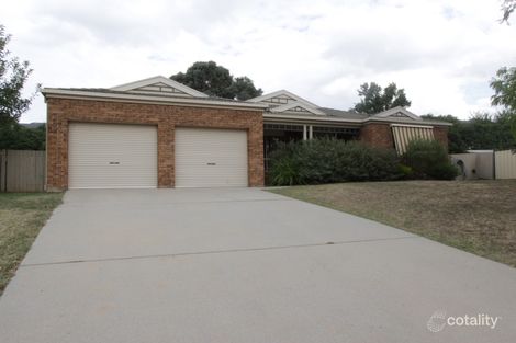 Property photo of 4 Tarilta Court Jerrabomberra NSW 2619