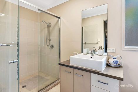 Property photo of 11 Pritchard Court Pacific Pines QLD 4211