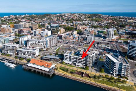 Property photo of 304/15-17 Honeysuckle Drive Newcastle NSW 2300