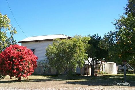 31 Station St, Collinsville, QLD 4804