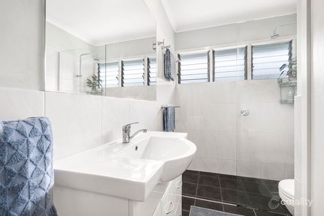 Property photo of 25 Bushing Street Wynnum West QLD 4178