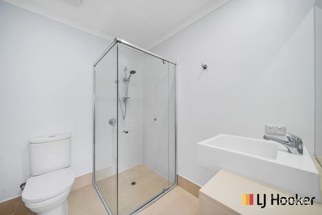 23/2 Walsh Loop, Joondalup, WA 6027