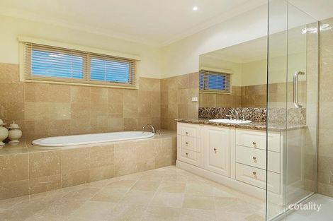 Property photo of 14 Pacific Place Taylors Lakes VIC 3038