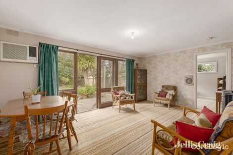 Property photo of 12 Ainslie Park Avenue Croydon VIC 3136