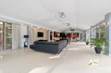 Property photo of 18 Louise Place Gnangara WA 6077