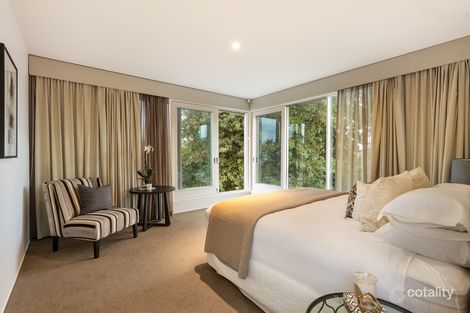 Property photo of 4 Weir Street Kew VIC 3101