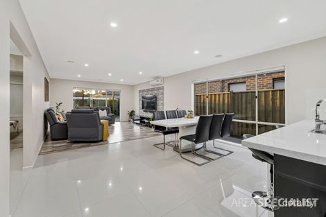 Property photo of 9 Stanford Street Cranbourne West VIC 3977