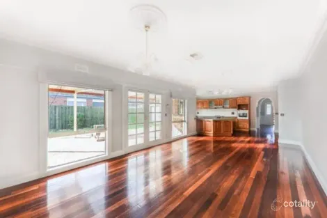 Property photo of 9 Esla Drive Roxburgh Park VIC 3064