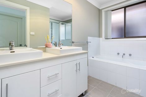 Property photo of 4 O'Donoghue Street Ropes Crossing NSW 2760
