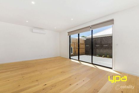 Property photo of 19 Havenlea Lane Cairnlea VIC 3023
