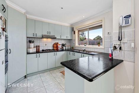 Property photo of 100 Copperfield Drive Delahey VIC 3037