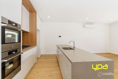 Property photo of 19 Havenlea Lane Cairnlea VIC 3023