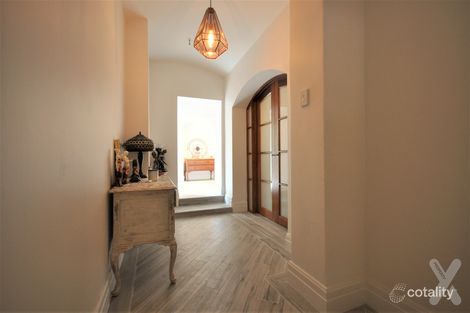 Property photo of 71B/24 Little Bourke Street Melbourne VIC 3000