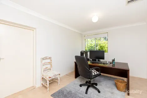 Property photo of 18 Dangar Crescent Kingswood NSW 2340