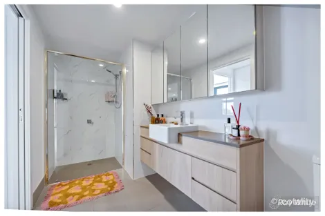 Property photo of 304/58 Victoria Parade Rockhampton City QLD 4700