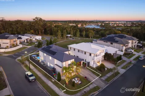 Property photo of 27 Argyle Place Coomera QLD 4209